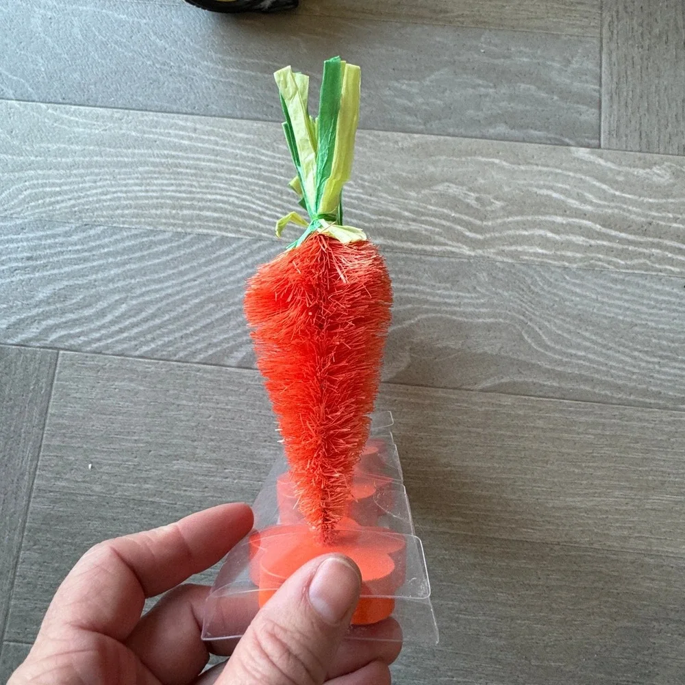 Set of 3 Sisal Bottle‎ Brush Carrots Easter Spring Decor on Wood Flower Bases